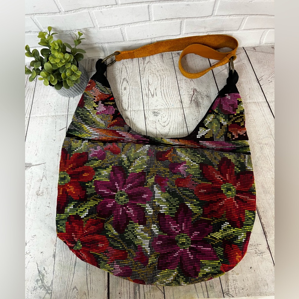 Altiplano Chichi Guatemalan Floral Tapestry Carpet Small Hobo Shoulder Bag Purse